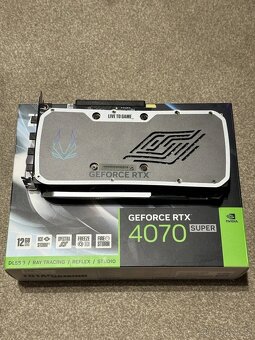 Prodám GIGABYTE GeForce RTX 4070 - 9