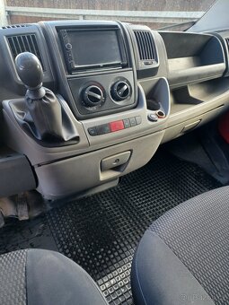 Citroen jumper - 9