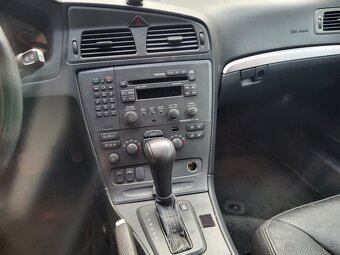 Prodám Volvo V70 D5 2.4 diesel automat 2002 120kw - 9