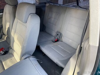 Volkswagen Touran 2.0 TDi 2004, 7 místné, 2x pneu, klima - 9
