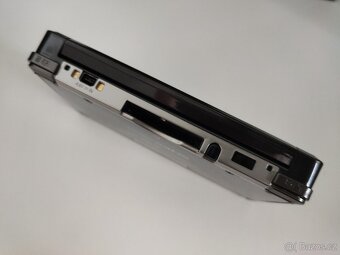 Nintendo 3DS Cosmo Black + homebrew hack a 64GB karta - 9