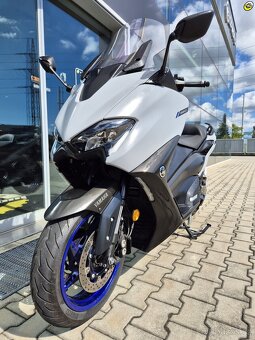 Yamaha T-Max 560 - 9