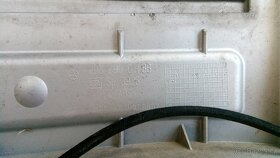 Mercedes Benz W203 spoiler na kufr 20379001 88 - 9