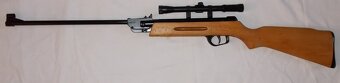 Vzduchovka GAMO s optikou 4x20. - 9