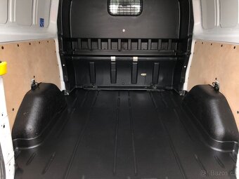 Ford transit custom 6míst r.v. 2020 96kw klimatizace MHEV - 9