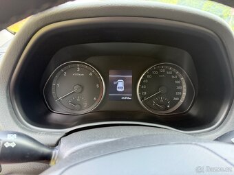 Hyundai i30 1.6 crdi 85kW 2021 - 9
