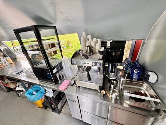 Airstream Food Truck - 9