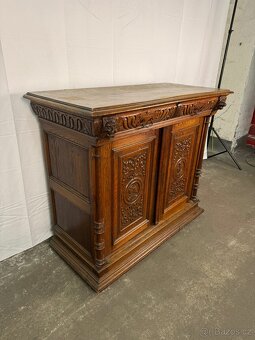 Starožitná řezbovaná komoda (137010) - 9