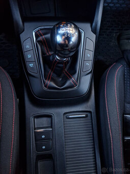 Ford focus STline 2.0 kombi - 9