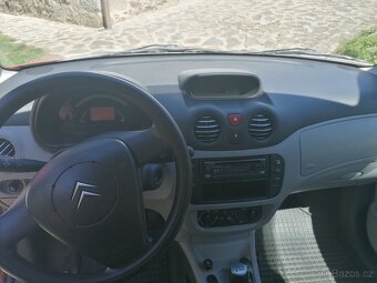 Citroen C3, rok 2003, 1.4I benzín - 9