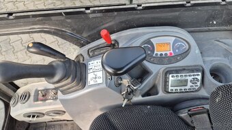 Prodám Bob Cat E17 - 9