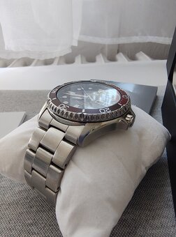 Orient - 9