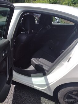 Peugeot 508 1,6 HDI sedan - 9