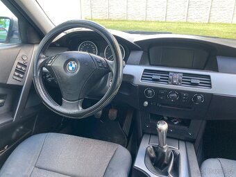 Bmw 520i 125kw alu kola šíbr park.senzory tempomat vyhř.sed - 9