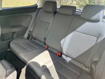 Volkswagen Golf V 1,4i 55KW PARKOVACÍ SENZORY - 9