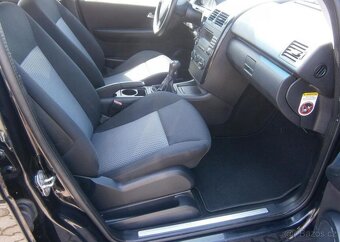 Mercedes-Benz Třídy A 1.5i serviska benzín manuál 70 kw - 9