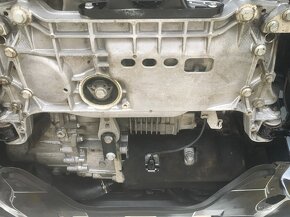 VW TIGUAN 2.0Tdi 4Motion R-line 125kW - REZERVACE - 9