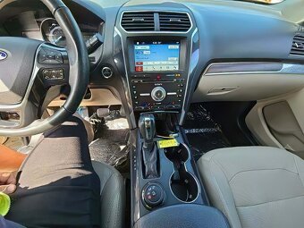 Ford Explorer Limited 4WD 2018 - 9