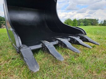 Podkopová lžíce se zuby, 130cm s upínáním S70 - 9