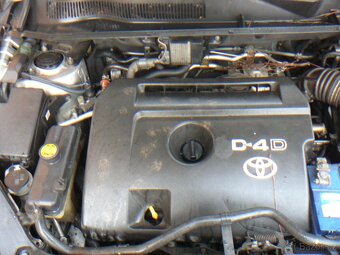 Toyota RAV4 2.2 100kW 2007 – prodám díly - 9