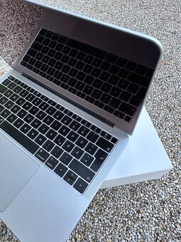 MacBook AIR 13” 2019 250gb SSD - 9