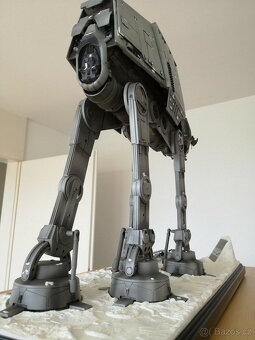Mistrovské repliky Star Wars AT-AT, limitovaná edice, akrylo - 9