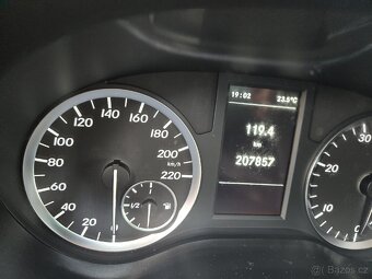 Mercedes-Benz Vito 2.2 CDI Mixto,163 PS, Long, 2018
- 9