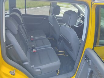 Volkswagen Touran Comfortline, 2.0 TDI r.v. 2012 - 9