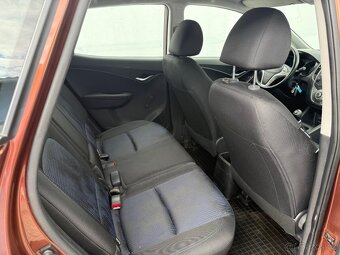Hyundai ix20, 1,6i 91kW, Původ ČR, AC, CEBIA - 9