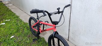 Sunday blueprint bmx 20" zánovní - 9