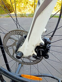 Prodám pěkné trekingové kolo - 9