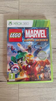 Xbox 360 + 2 ovladače + 4 hry - 9