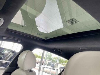 KIA Stinger 3.3 V6, 4x4, 2019 - TOP STAV - 9