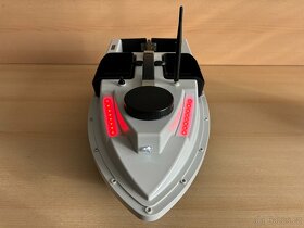 Zavážecí loďka na ryby s GPS - NOVINKA - 9