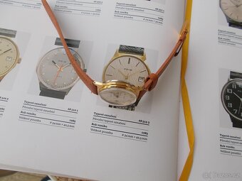 oblibene zlacene hodinky prim 17 jewels pyžamo rok 1985 - 9