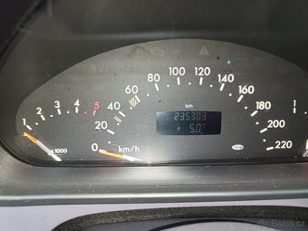 Mercedes A 170 Cdi Bez koroze , dovoz Itálie - 9