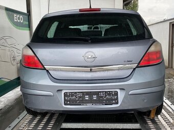 OPEL ASTRA H 2004 1.6 16V - 9