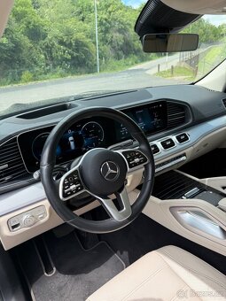 Mercedes Benz GLS - 9