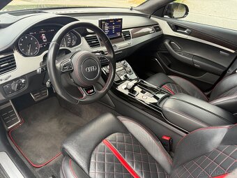 Audi S8 Plus Quattro 4.0 TFSI V8 - 9