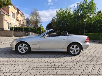 🏁 Mercedes-Benz SLK 200 Kompressor (R170) – 120 kW - 9