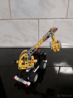Lego  technic 42031 + 42027 pouštní závoďák - 9