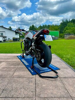 Yamaha fz1 n 2009 110kw - 9
