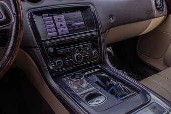 Jaguar XJ 3.0 V6 DIESEL Premium Luxury - 9