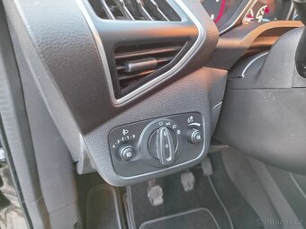 Ford Kuga 2.0 Tdci 103kw 4x4 Titanium 96000km - 9