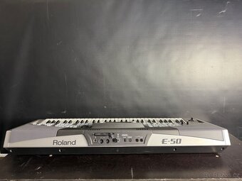 Roland E50 Arranger Keyboard - 9