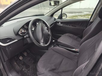 Peugeot 207  1.4i 16V - 9
