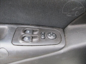 Lancia Ypsilon 1,2 i KLIMATIZACE - 9