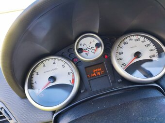 Peugeot 207 1.4i 54kW - NOVÁ STK - klimatizace - 9