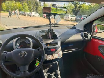Toyota Aygo 1.0 VVT-i 2012 - 9