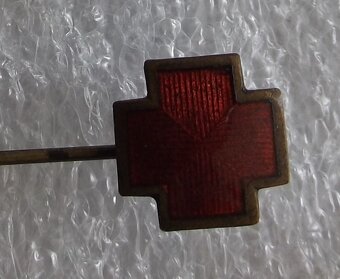 odznaky - Červený kříž, doktoři, medicína, zdravotnictví - 9